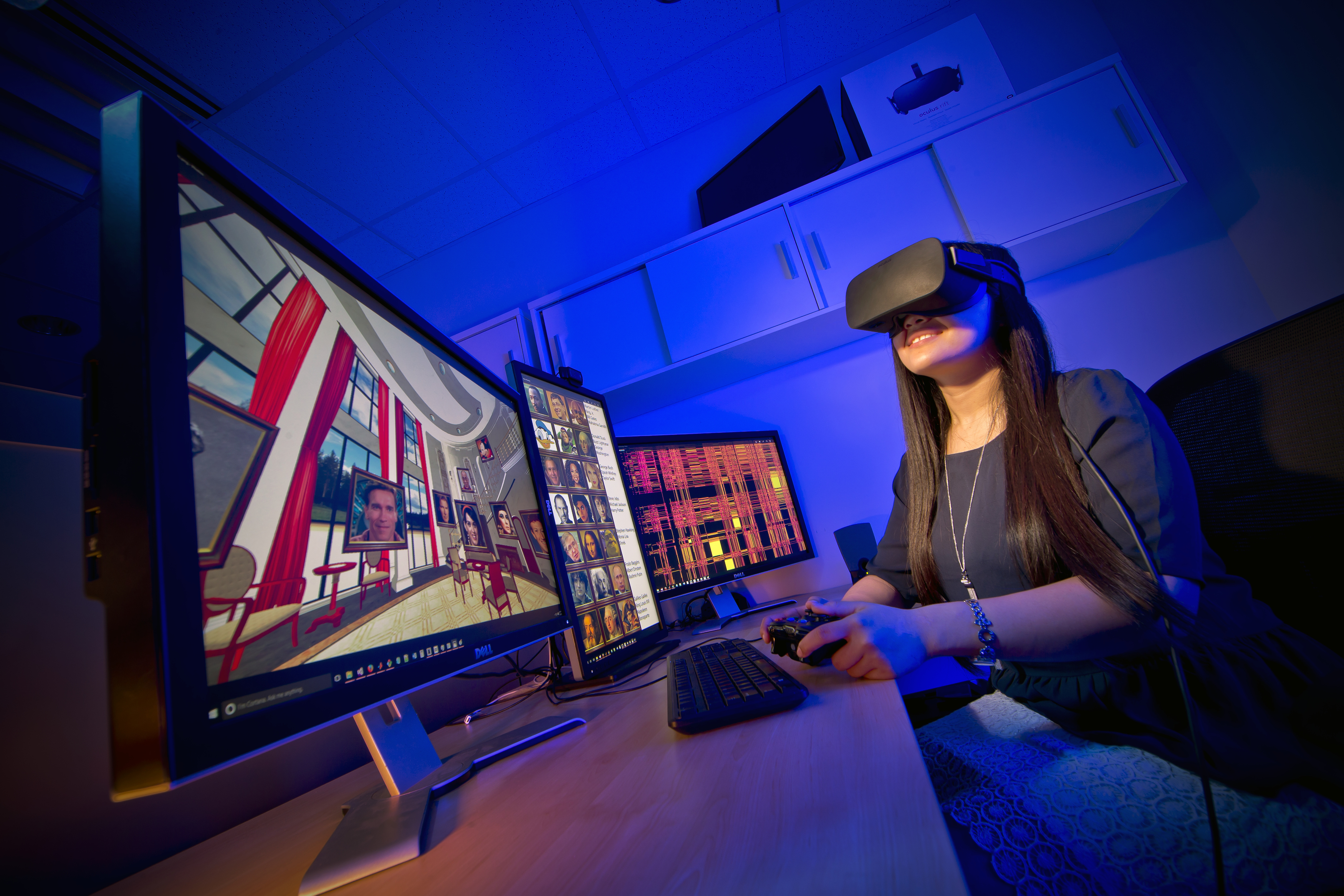 University of Maryland researchers conducted one of the first in-depth analyses on whether people recall information better through virtual reality, as opposed to desktop computers. Credit: John T. Consoli. Click image to download hi-res version.